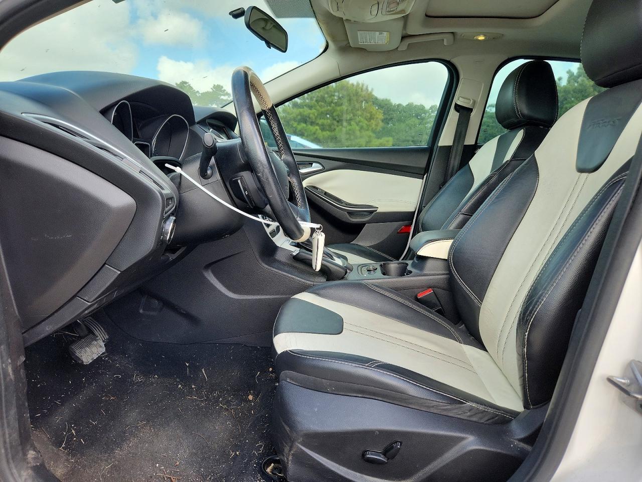 2014 Ford Focus Titanium - Image 7