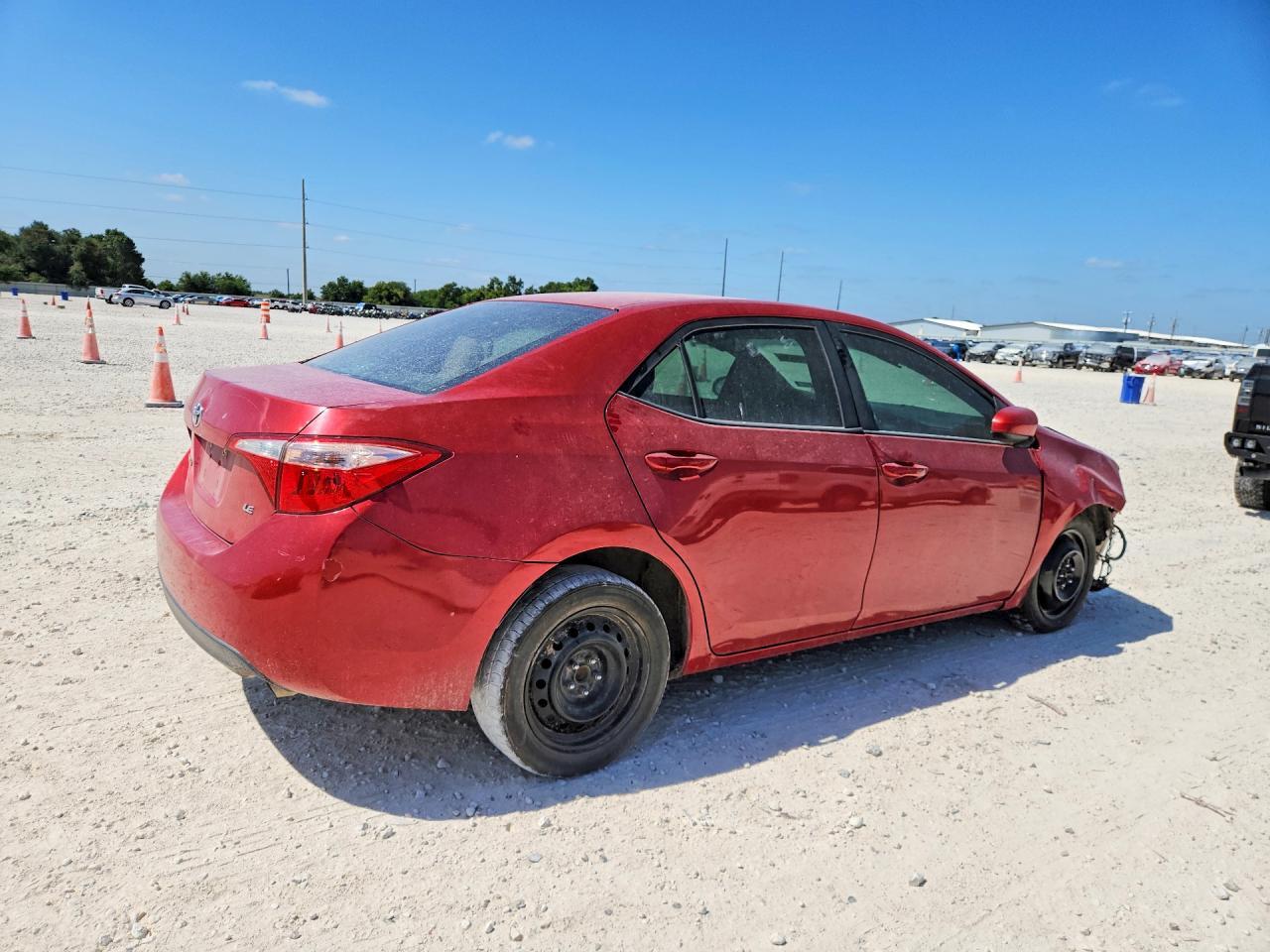2015 Toyota Corolla Le - Фото 3