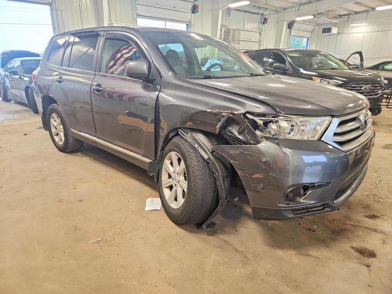 2013 Toyota Highlander Base - Фото 4