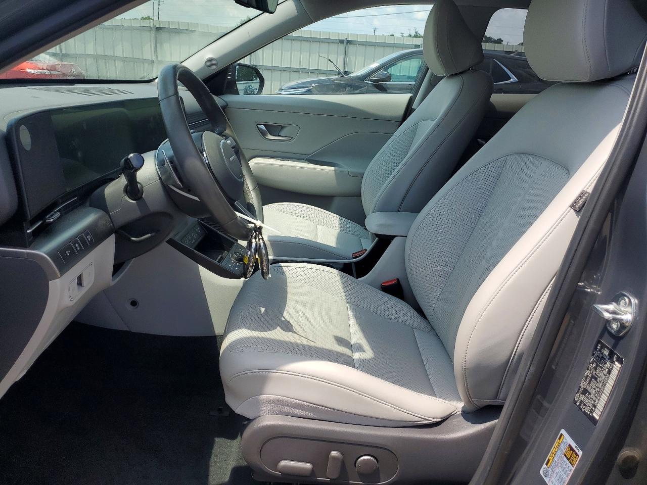 2024 Hyundai Kona Limited - Image 7