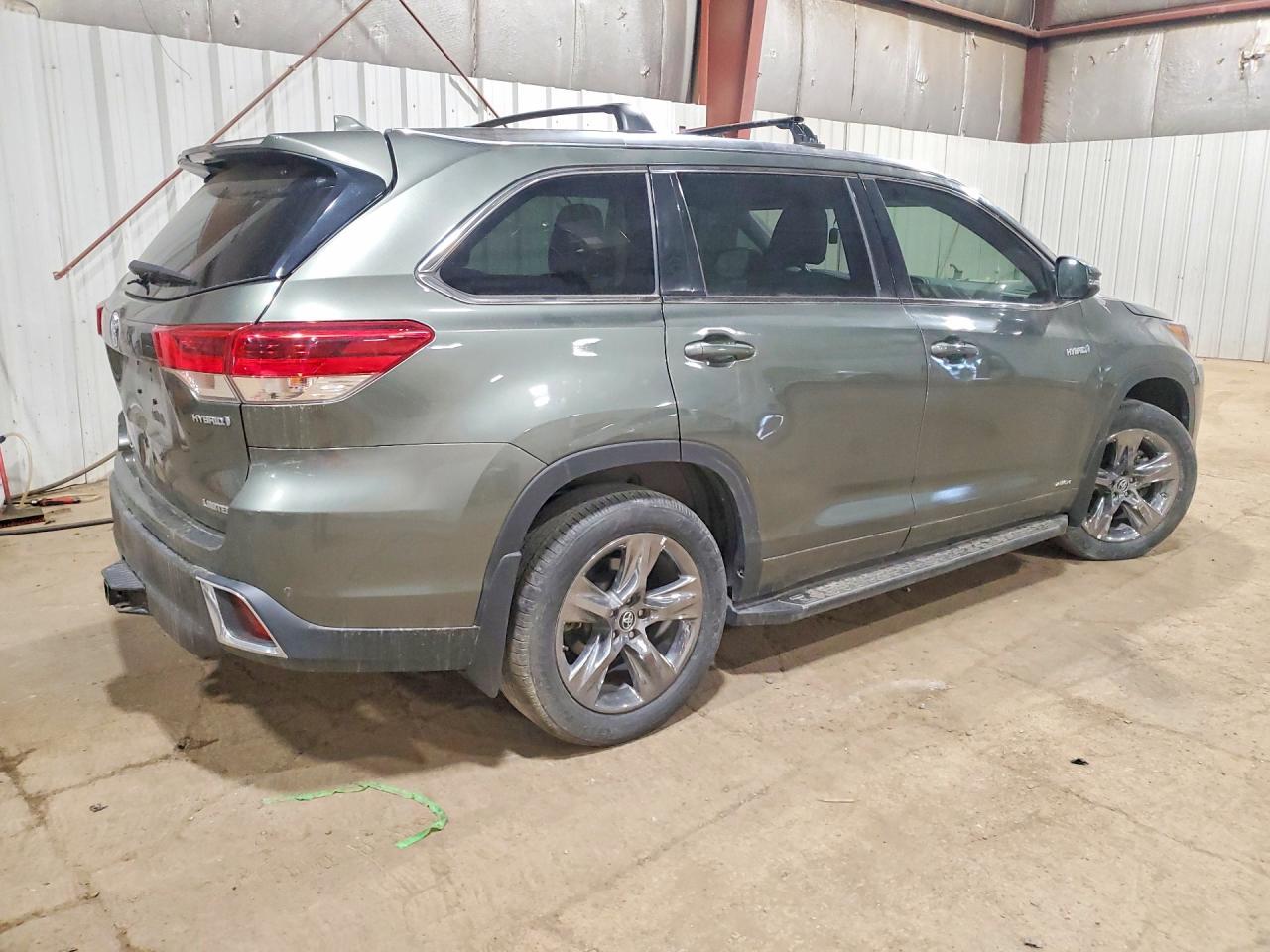 2019 Toyota Highlander Hybrid Limited Platinum - Фото 3