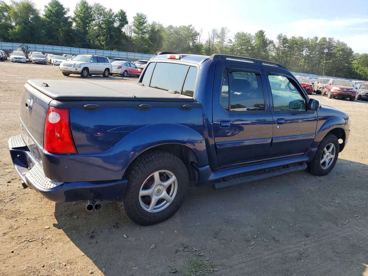 2005 Ford Explorer - Фото 3