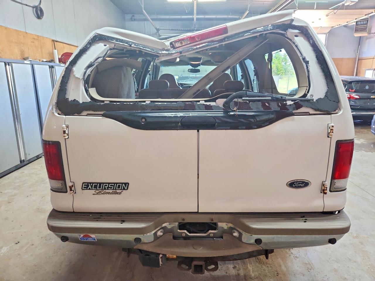 2001 Ford Excursion Limited - Фото 6