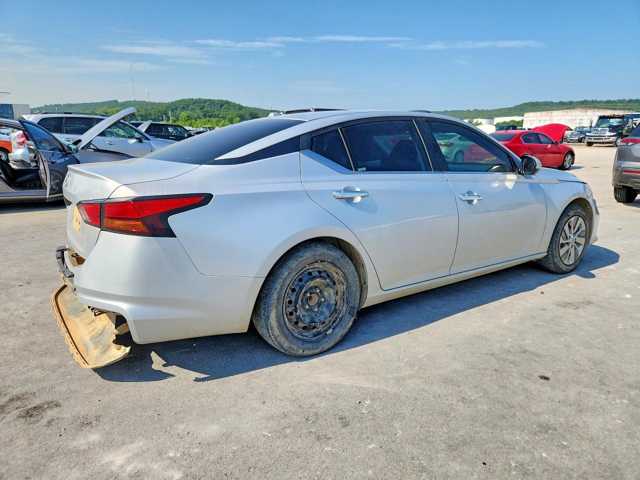 2020 Nissan Altima S - Image 3