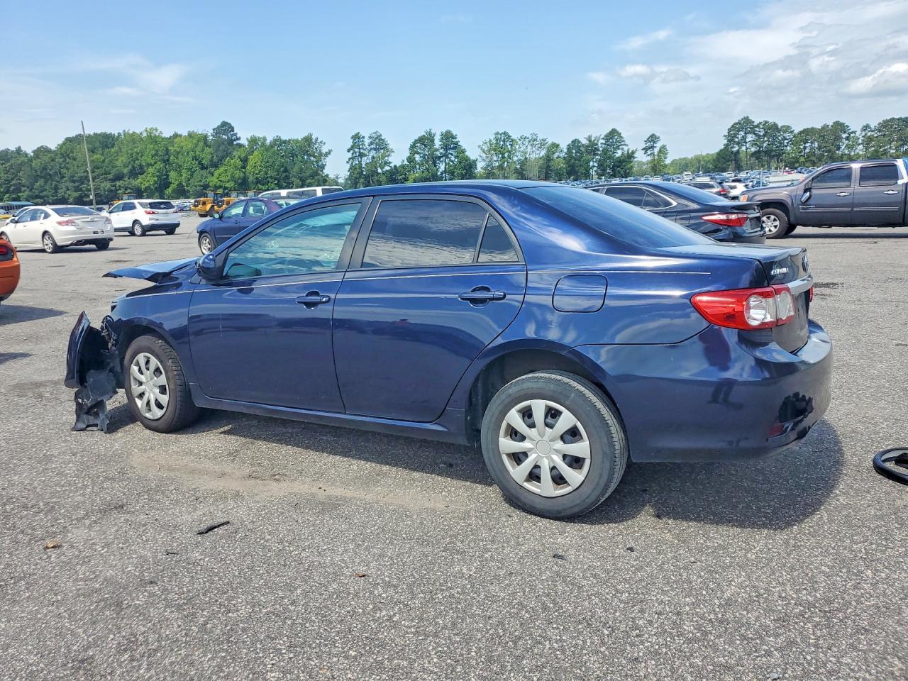2011 Toyota Corolla Le - Image 2