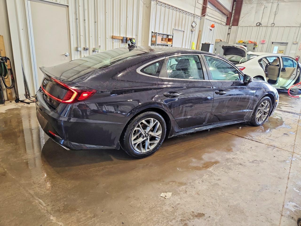 2023 Hyundai Sonata Sel - Image 3