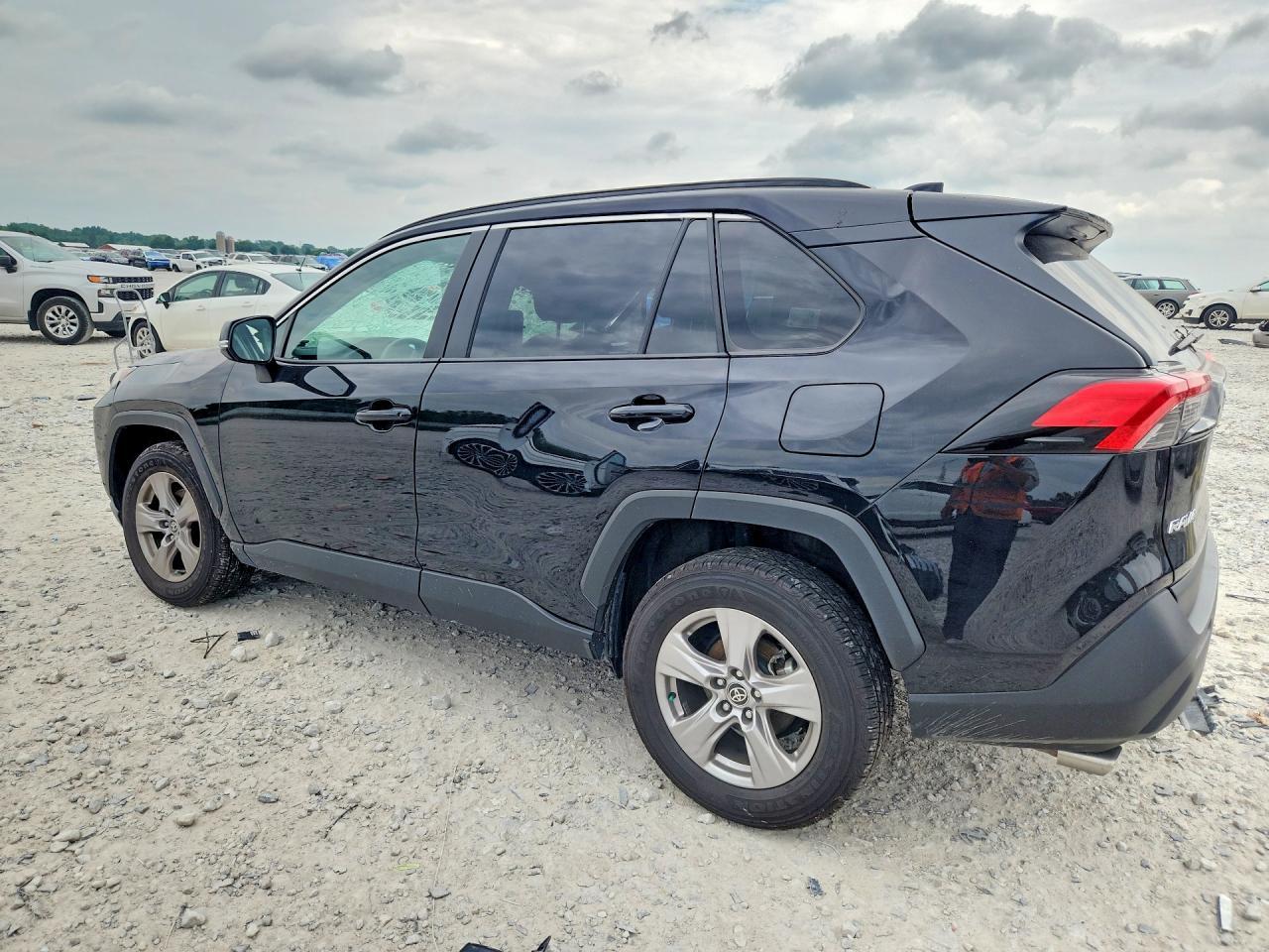 2025 Toyota Rav4 Xle - Фото 2