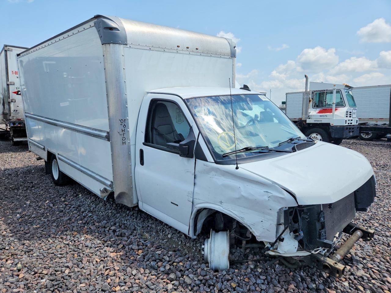 2022 GMC Savana Cut Box Truck - Prior Fleet ** - Фото 4
