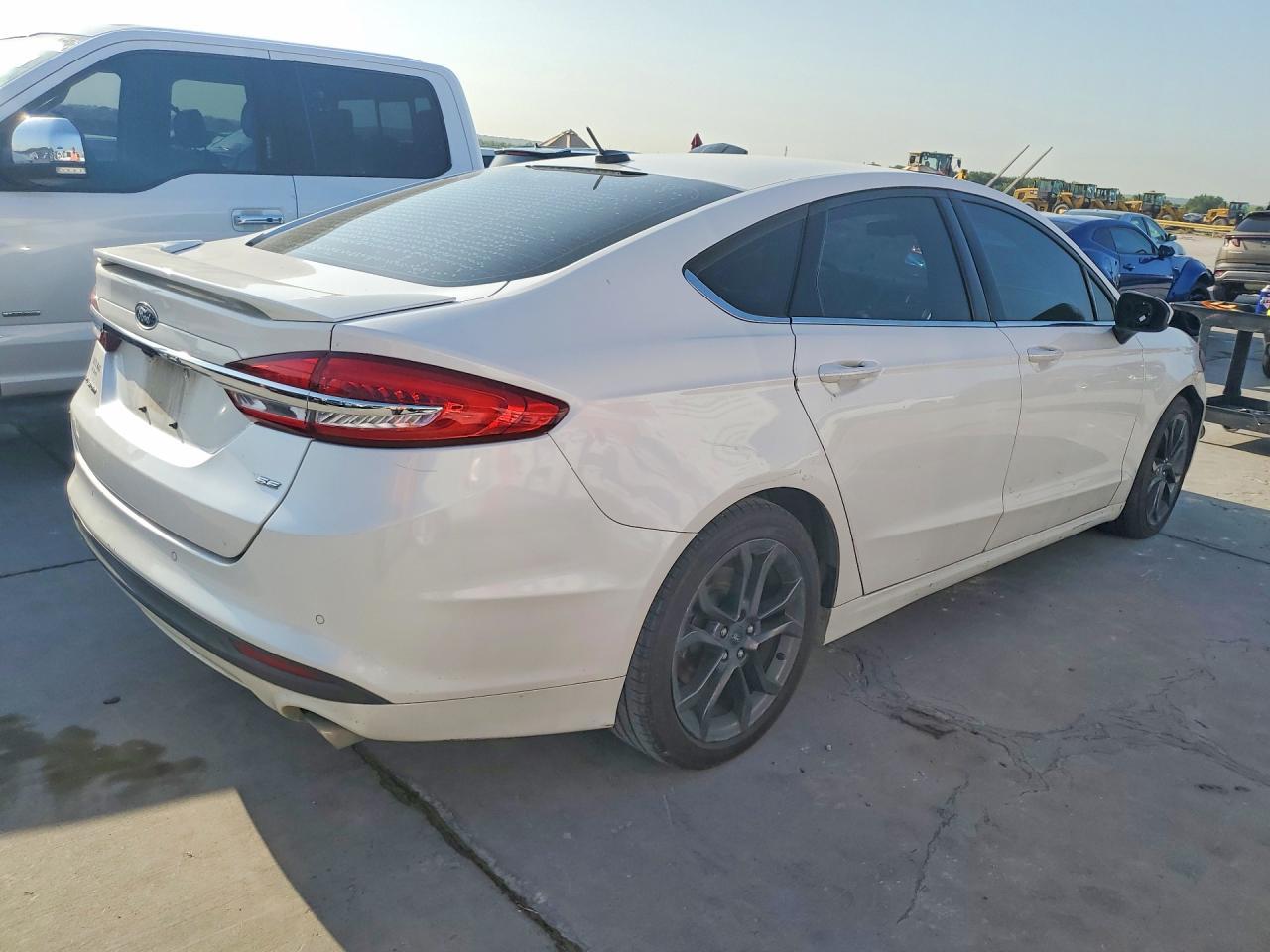 2018 Ford Fusion Se - Image 3