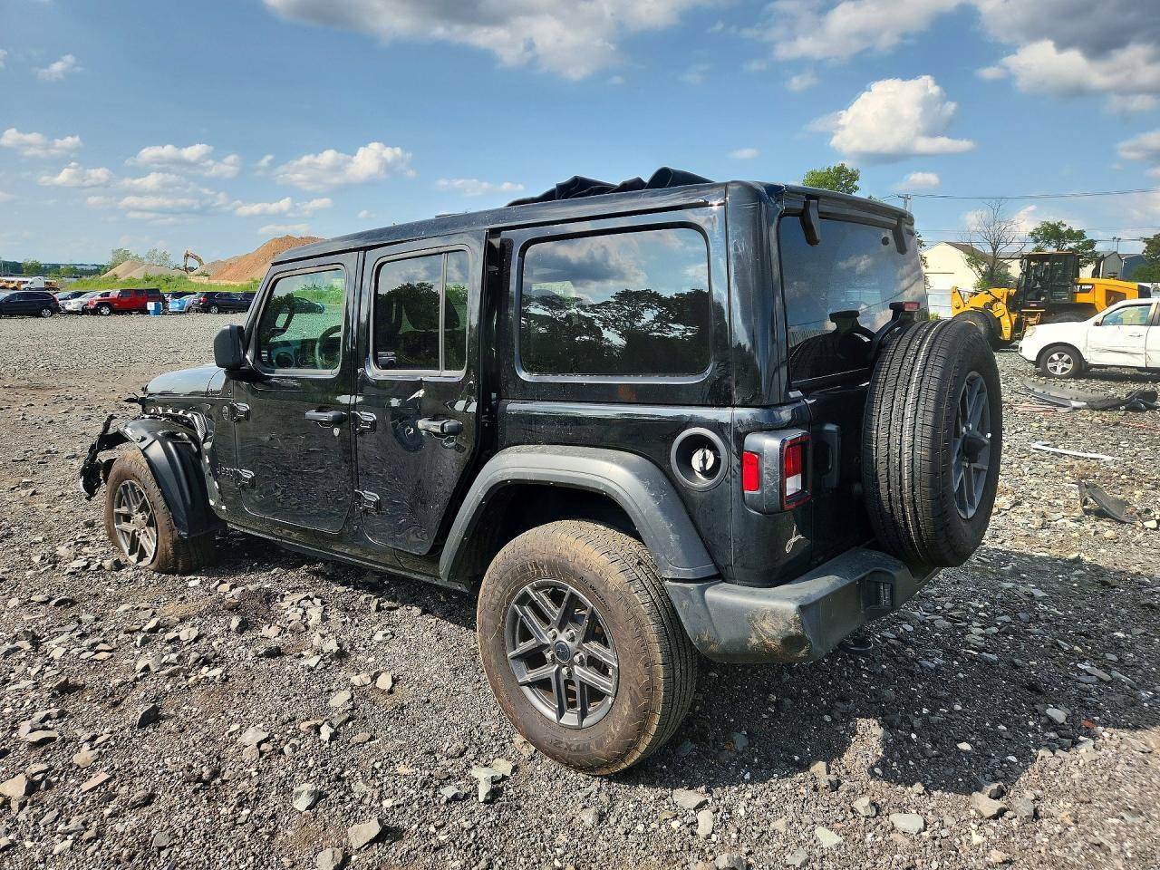 2026 Jeep Wrangler Sport - Фото 2