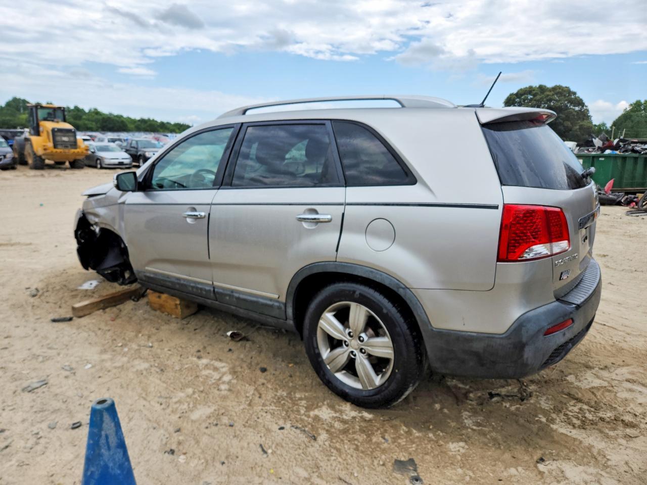 2013 Kia Sorento Ex - Image 2