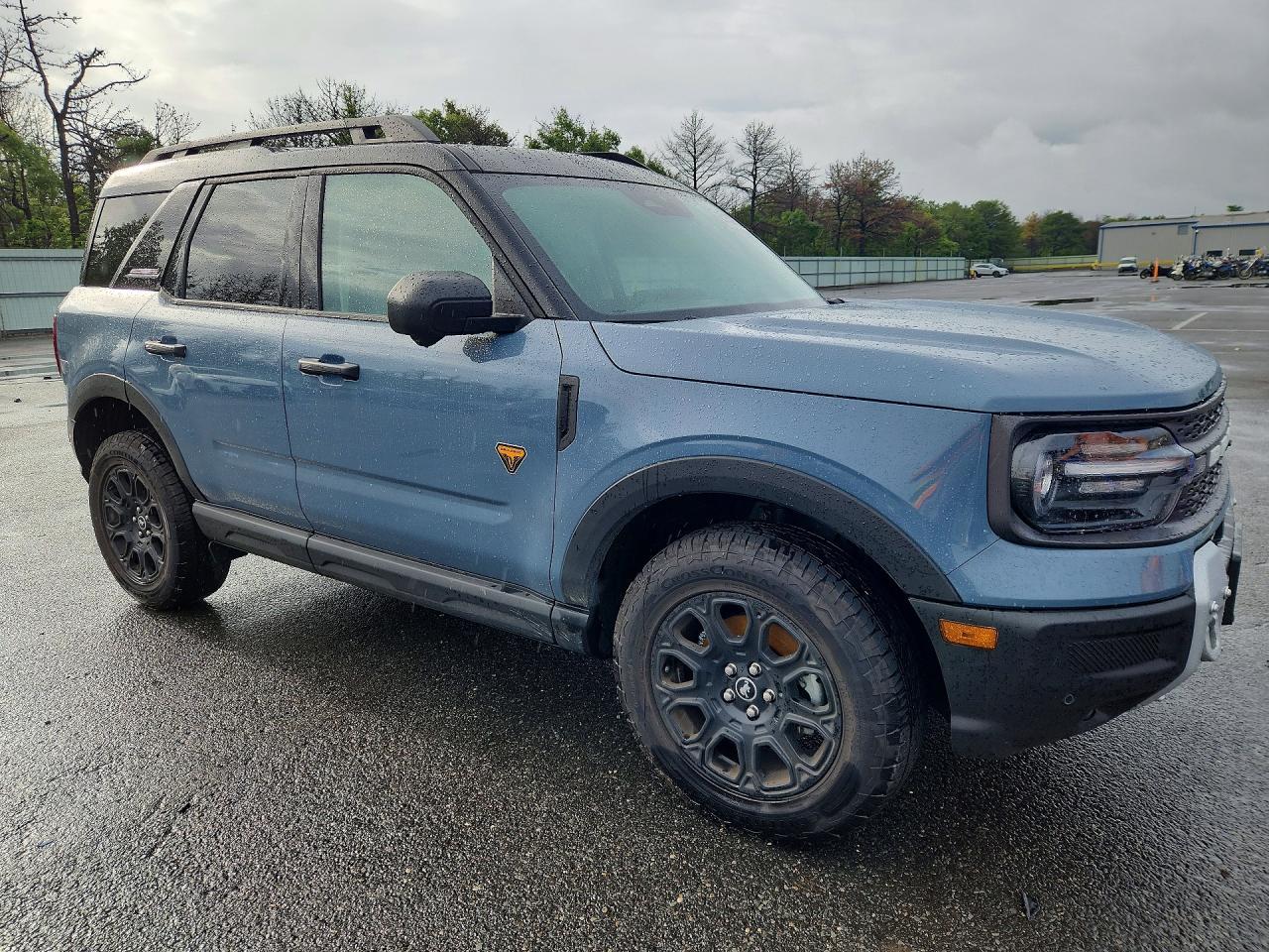 2025 Ford Bronco Sport Badlands - Image 4