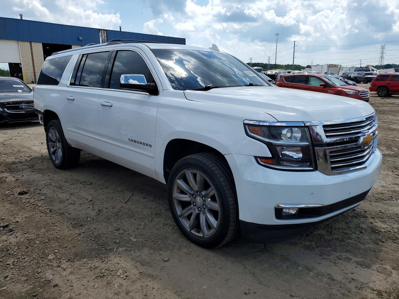 2017 Chevrolet Suburban - Image 4