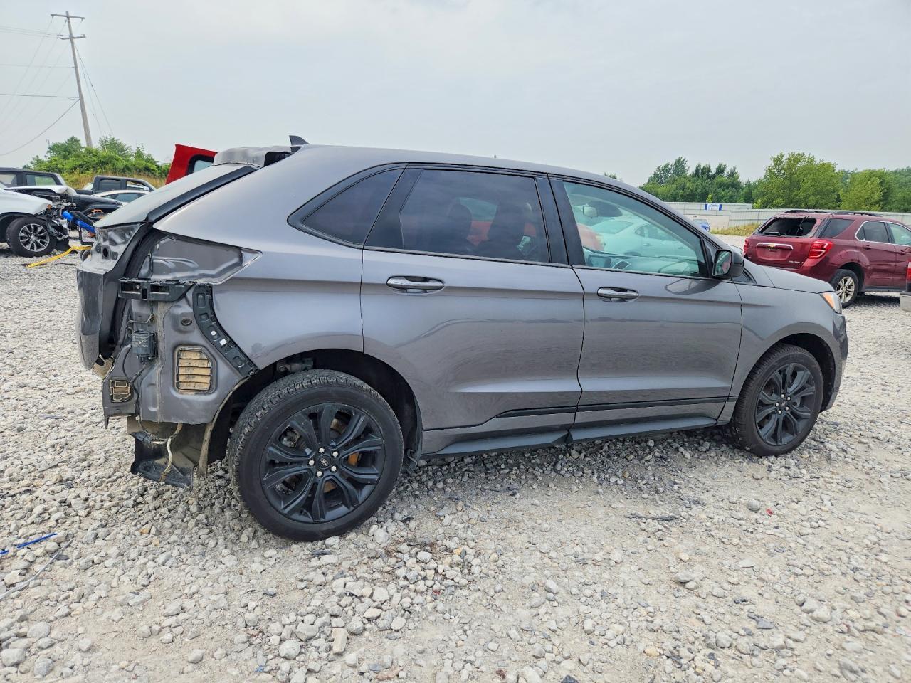 2022 Ford Edge Se - Фото 3