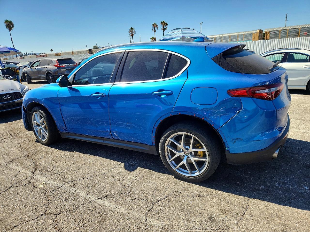 2019 Alfa Romeo Stelvio Base - Фото 2