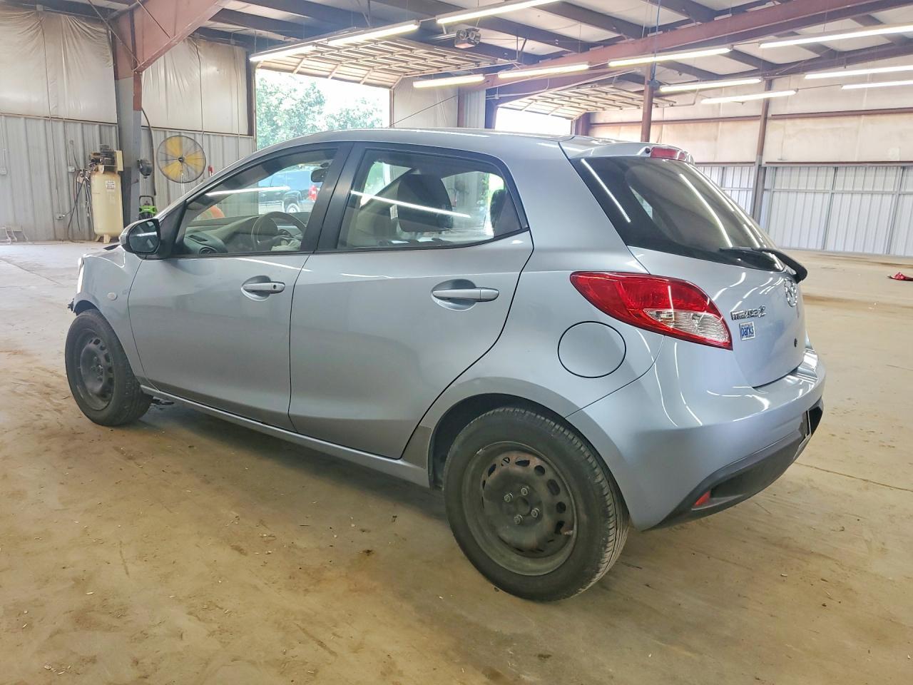 2013 Mazda Mazda2 - Фото 2