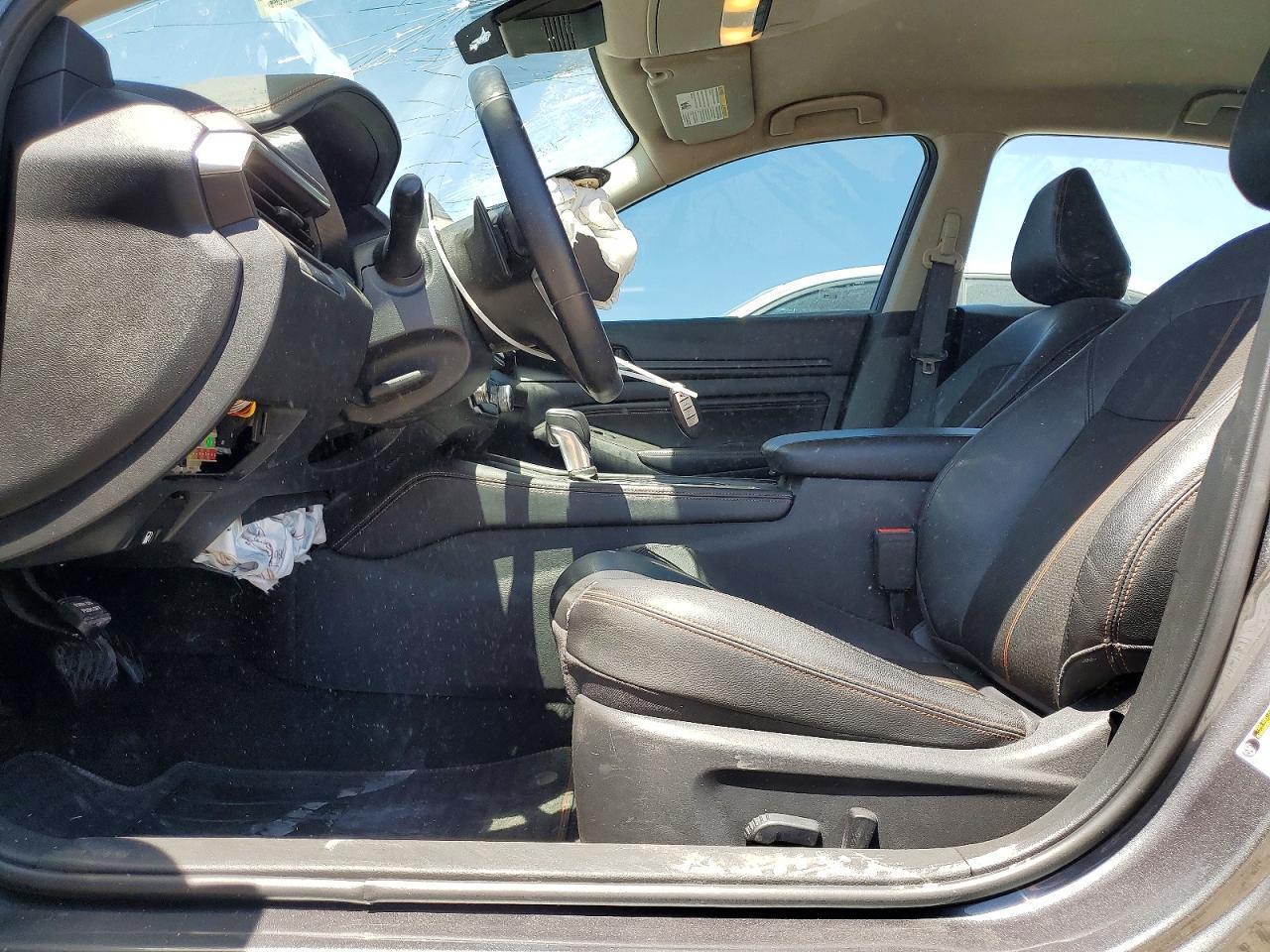 2020 Nissan Altima Sr - Image 7
