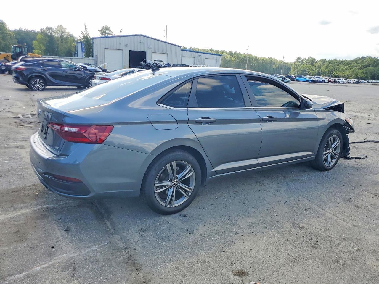 2023 Volkswagen Jetta Se - Image 3