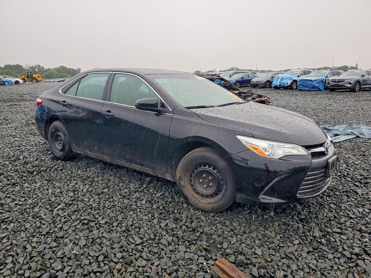 2016 Toyota Camry Le - Фото 4