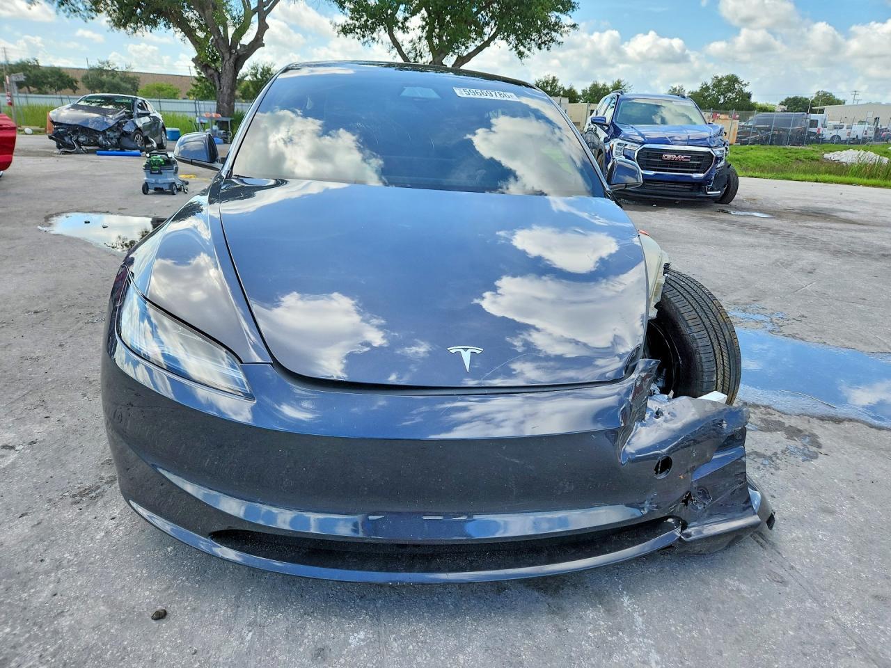 2024 Tesla Model 3 - Image 5
