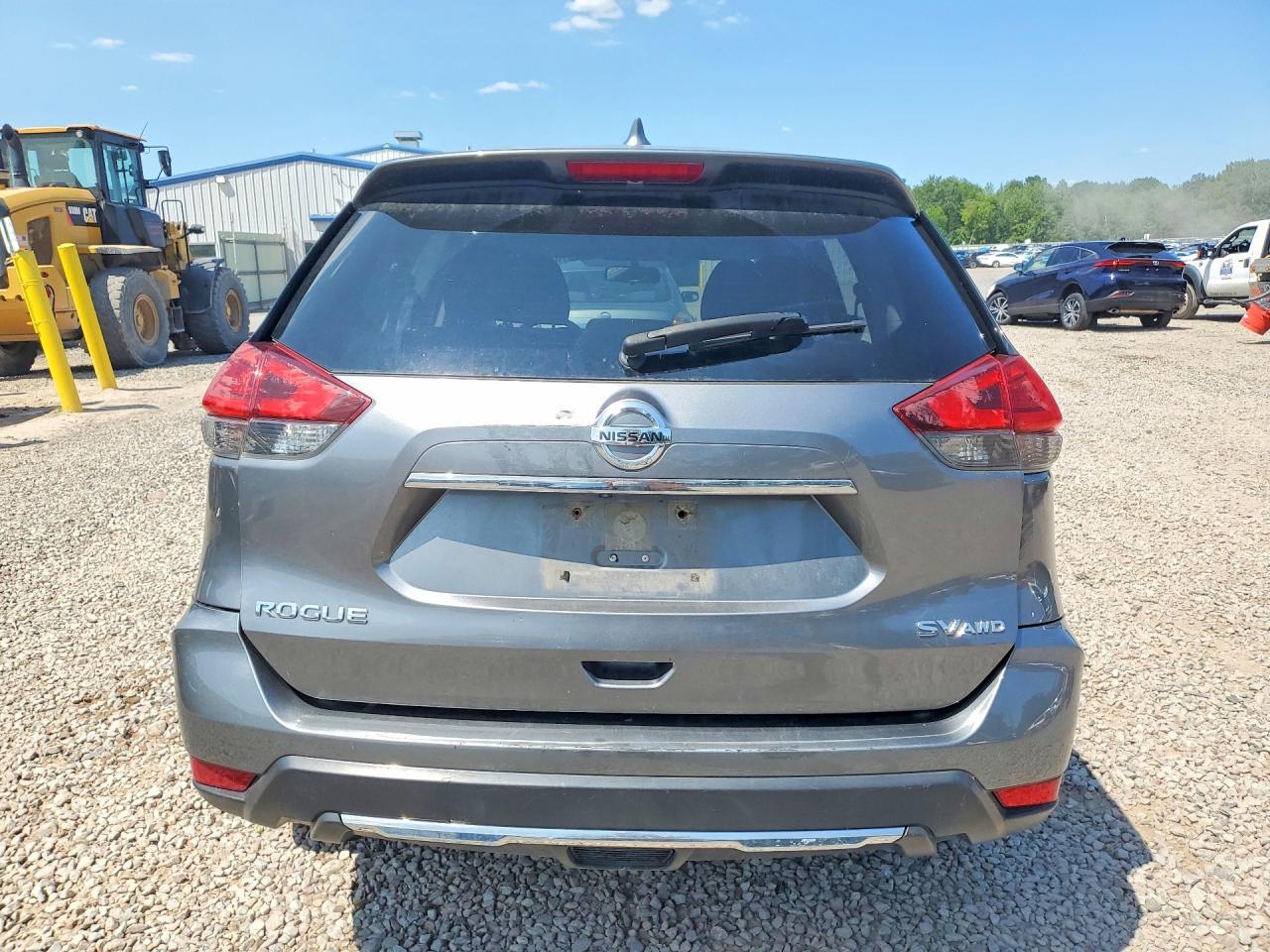 2017 Nissan Rogue S - Фото 6