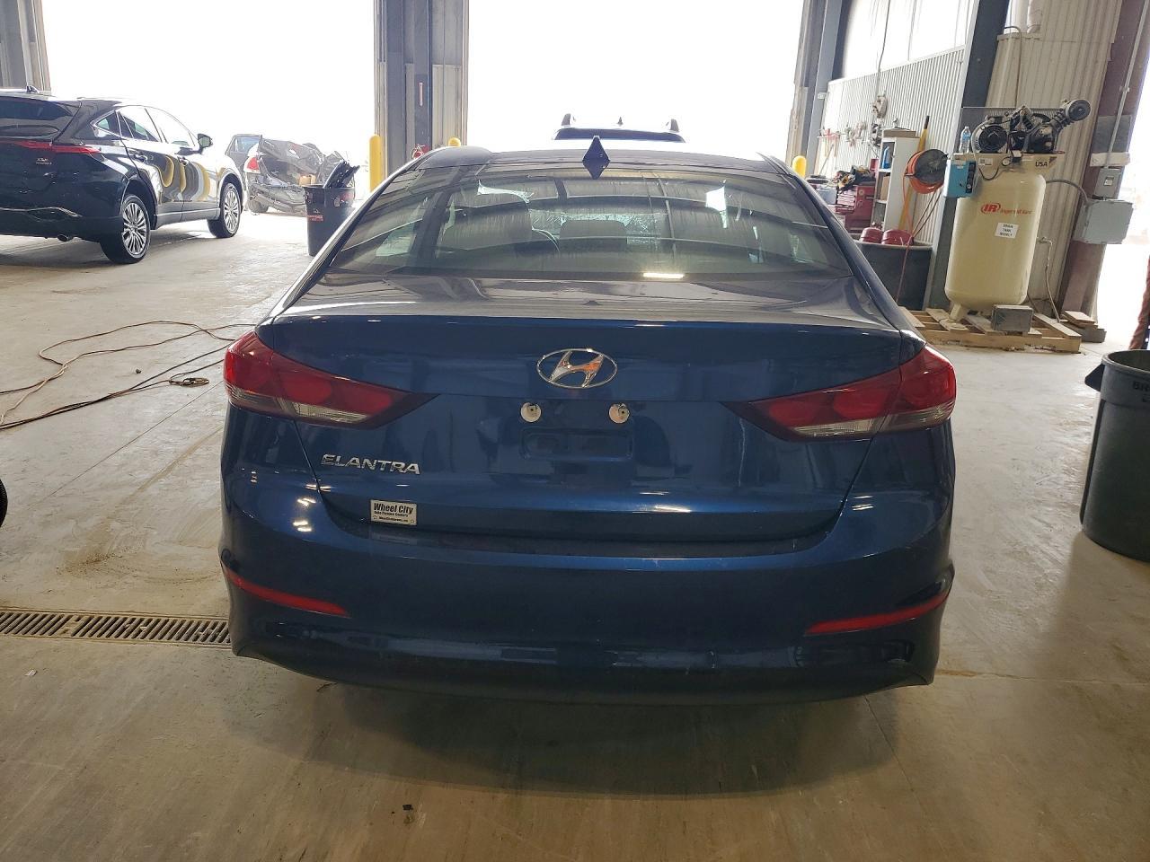 2018 Hyundai Elantra Sel - Фото 6