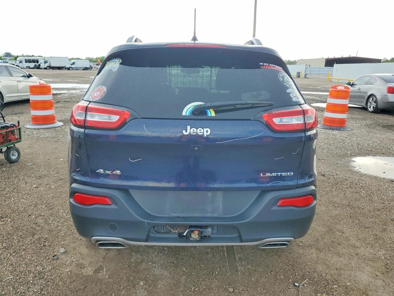 2016 Jeep Cherokee Limited - Image 6