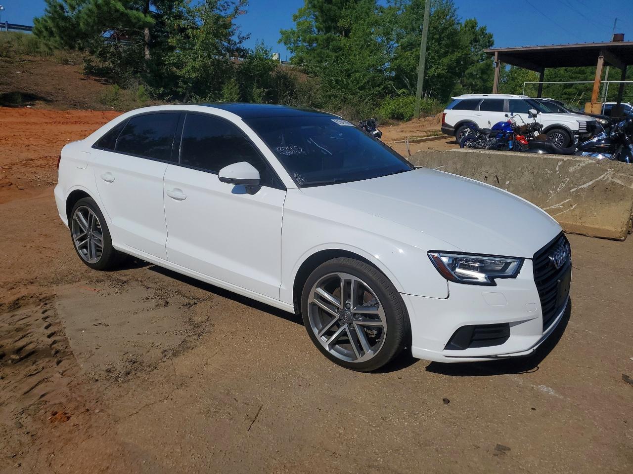 2020 Audi A3 Premium - Фото 4