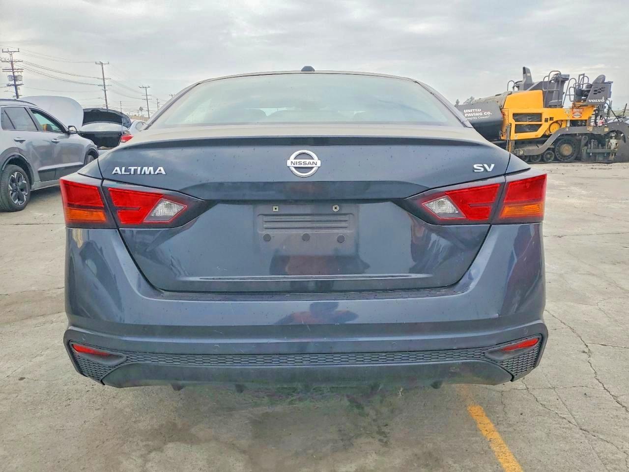 2021 Nissan Altima Sv - Image 6