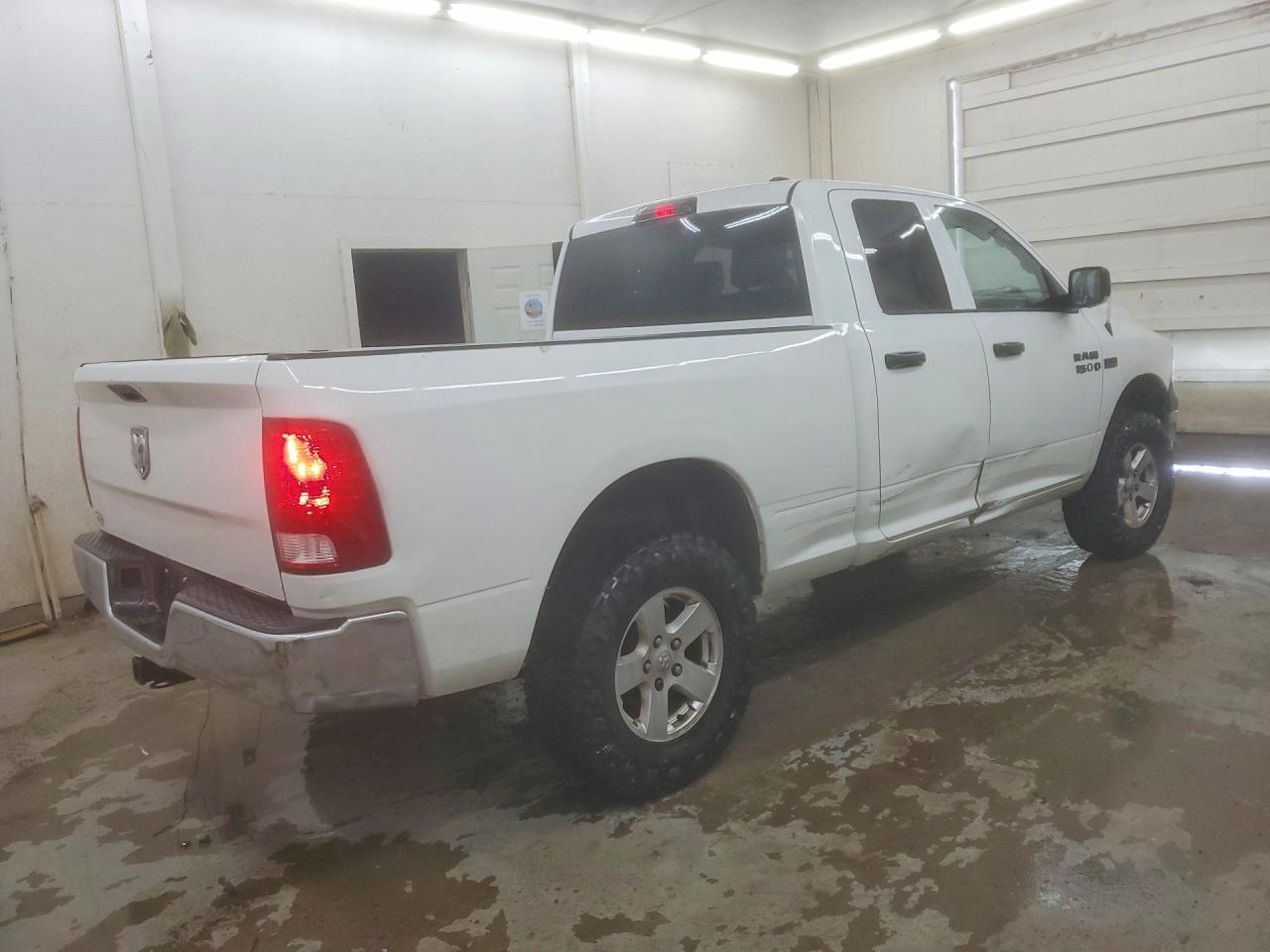 2011 Dodge Ram 1500 - Фото 3