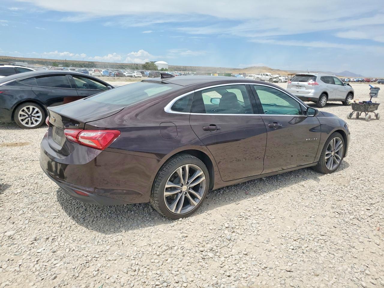 2021 Chevrolet Malibu Lt - Image 3