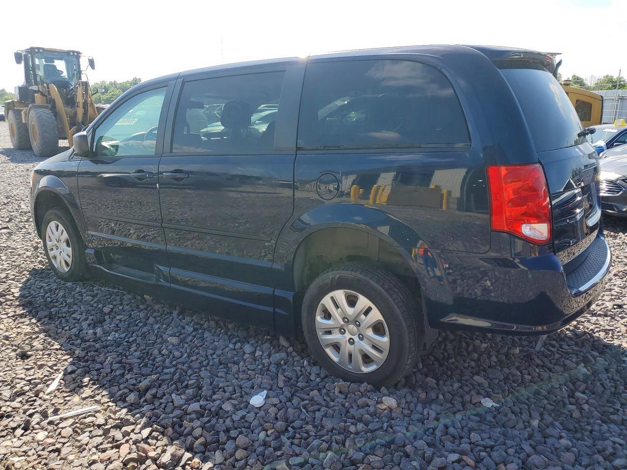 2017 Dodge Grand Caravan Se - Фото 2