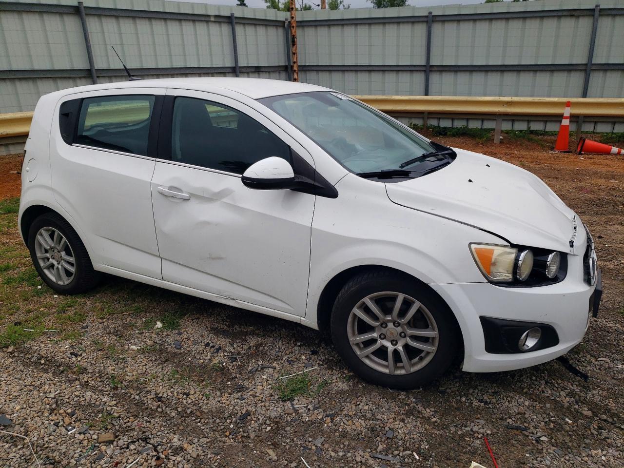 2012 Chevrolet Sonic Lt - Фото 4