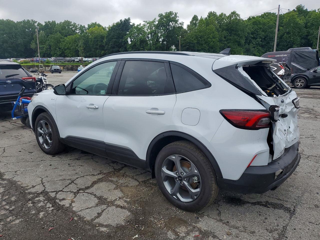 2026 Ford Escape St Line - Фото 2
