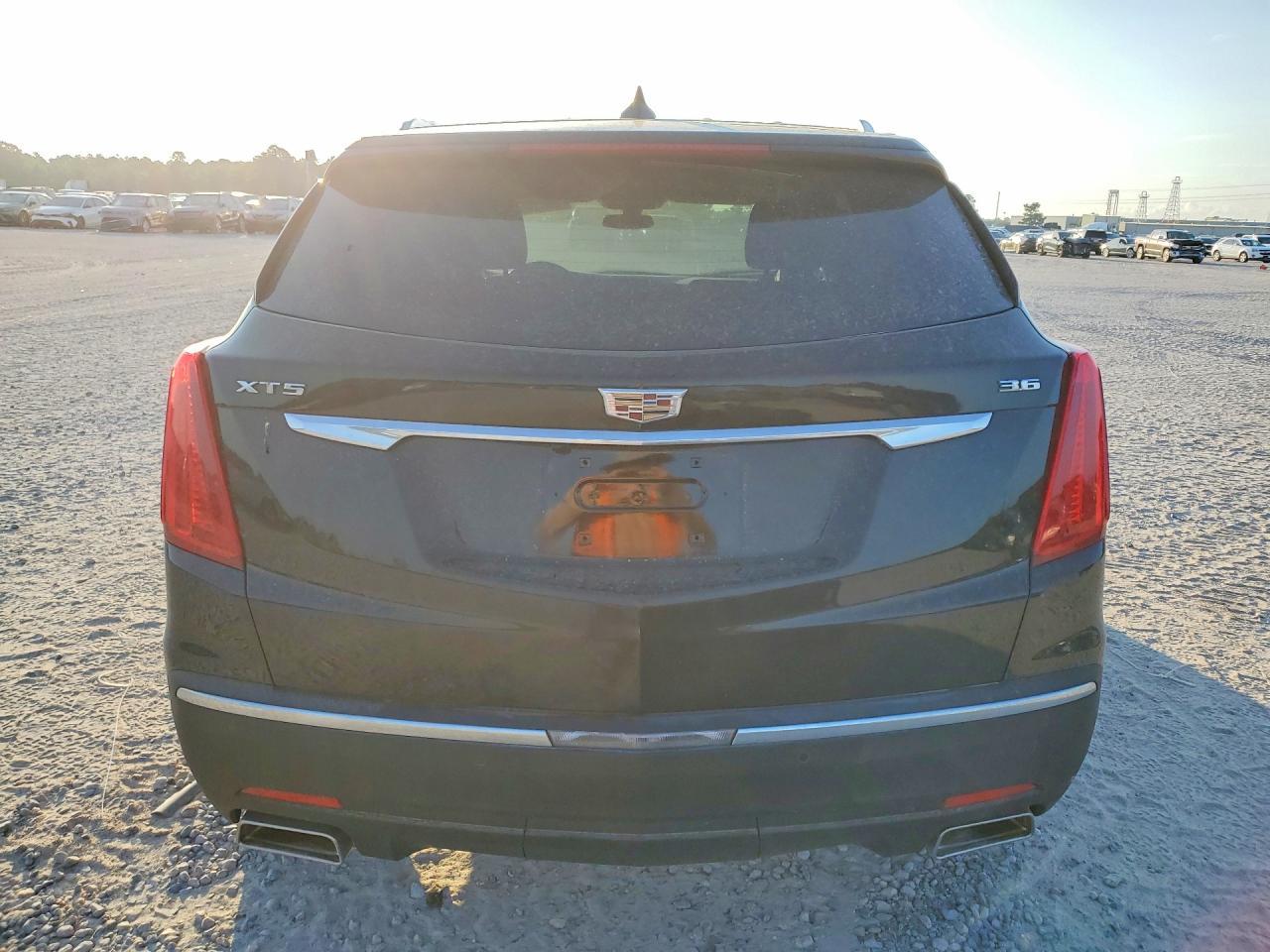 2017 Cadillac Xt5 Luxury - Фото 6
