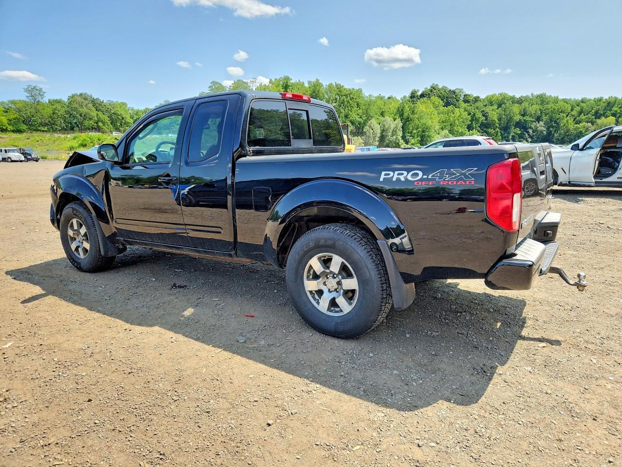 2011 Nissan Frontier Sv V6 - Фото 2