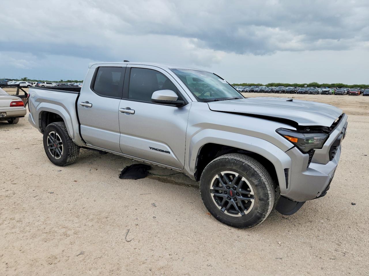2024 Toyota Tacoma Trd Sport - Image 4