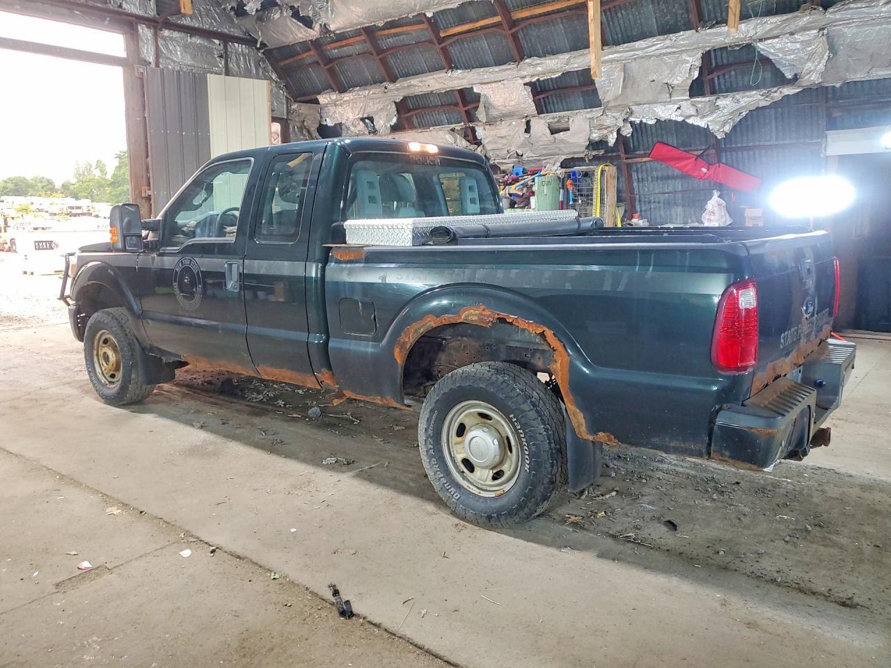 2015 Ford F250 Super Duty - Фото 2