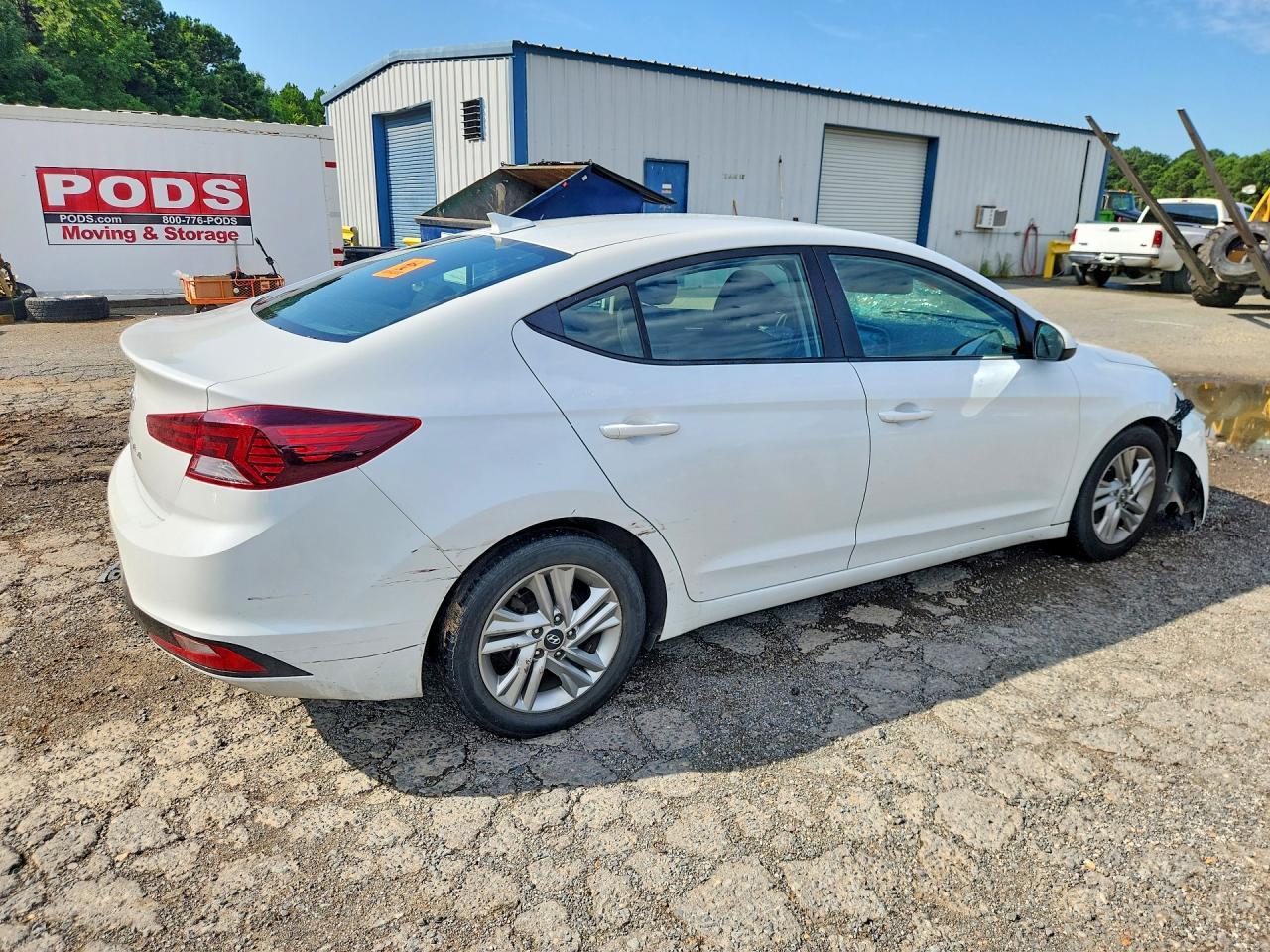 2020 Hyundai Elantra Sel - Image 3