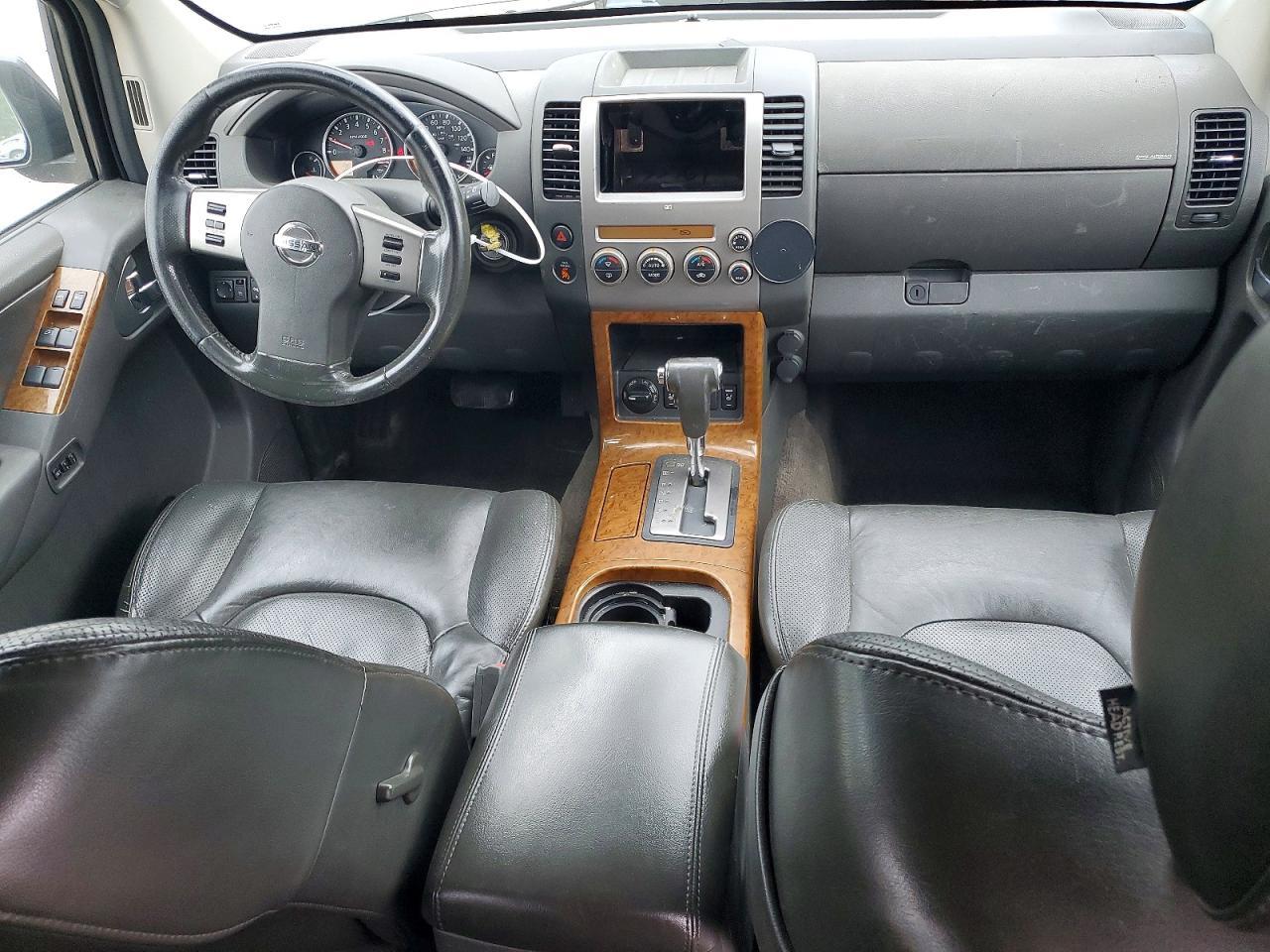 2005 Nissan Pathfinder Le/Se/Xe - Image 7