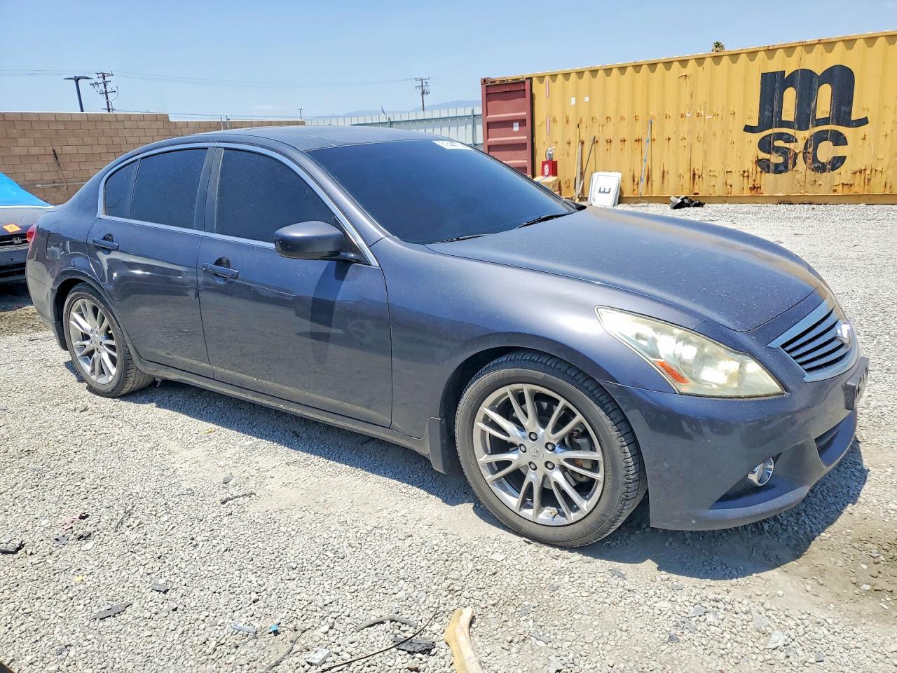 2013 Infiniti G37 Sedan Journey - Image 4
