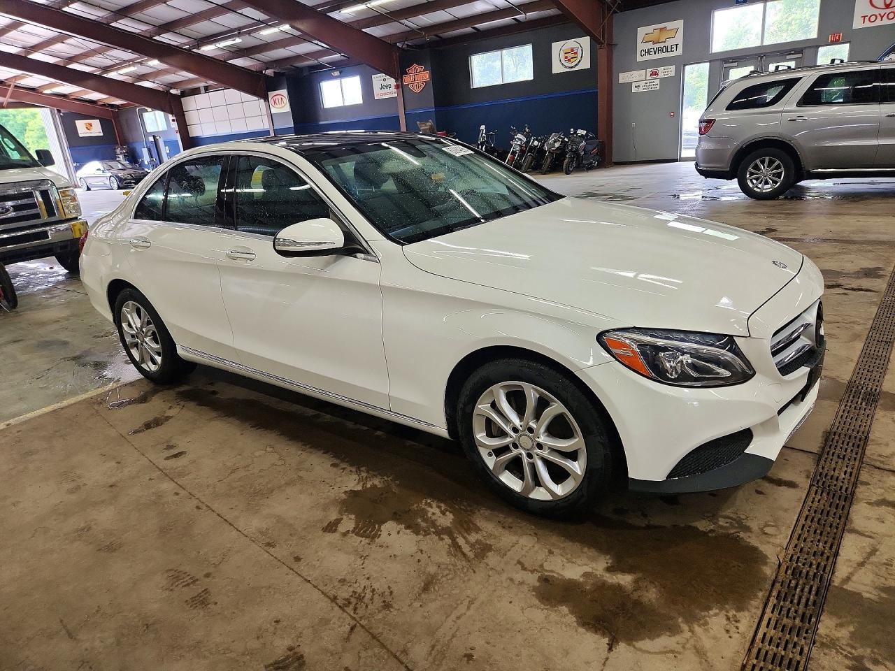 2015 Mercedes-Benz C 300 4Matic - Фото 4