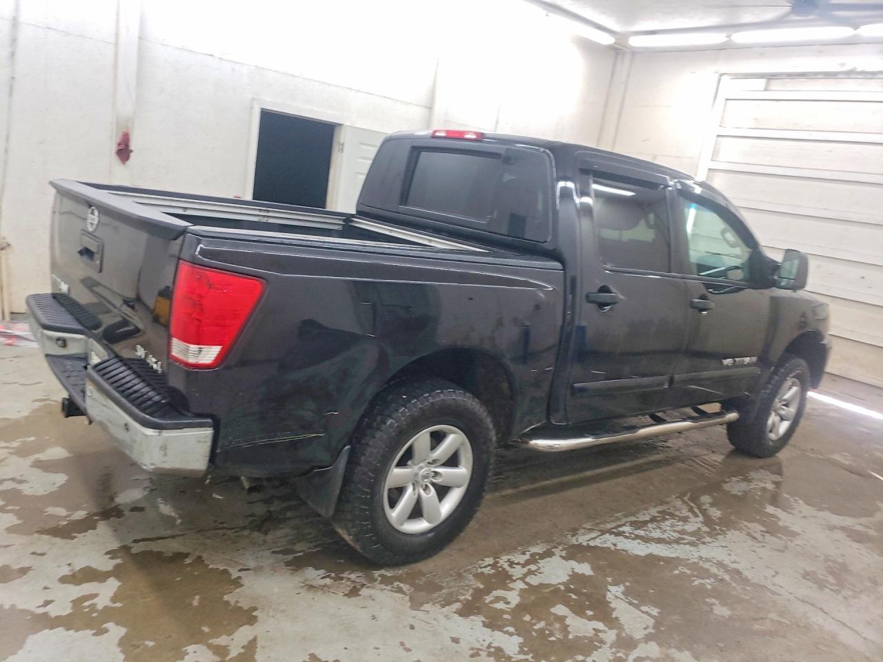 2014 Nissan Titan Sv - Фото 3