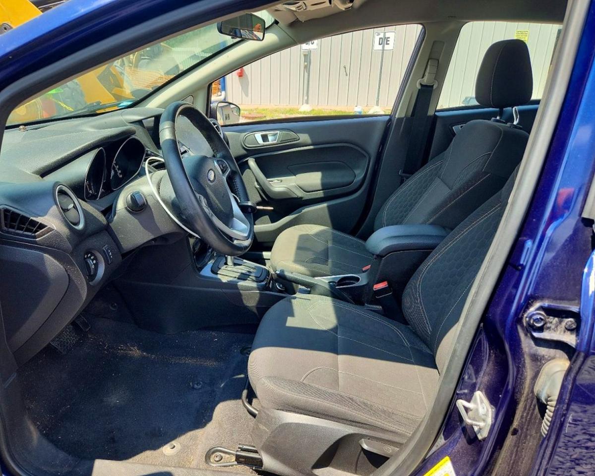 2016 Ford Fiesta Se - Фото 7