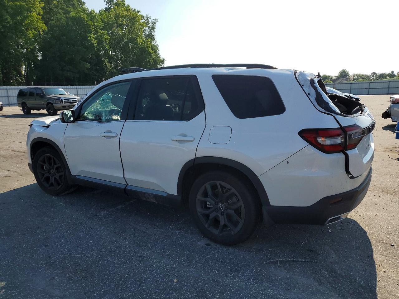 2025 Honda Pilot Touring - Фото 2