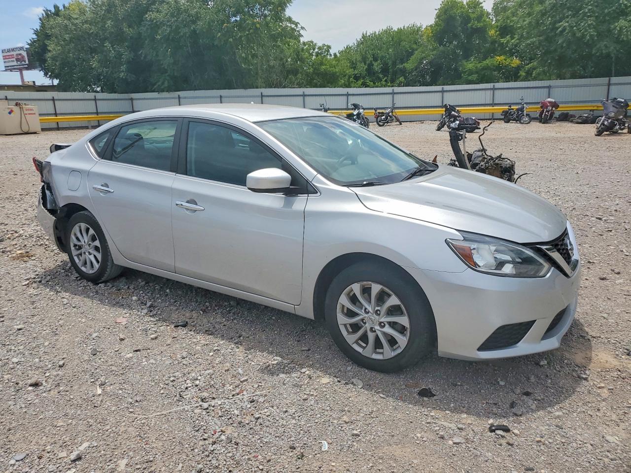 2019 Nissan Sentra Sv - Фото 4
