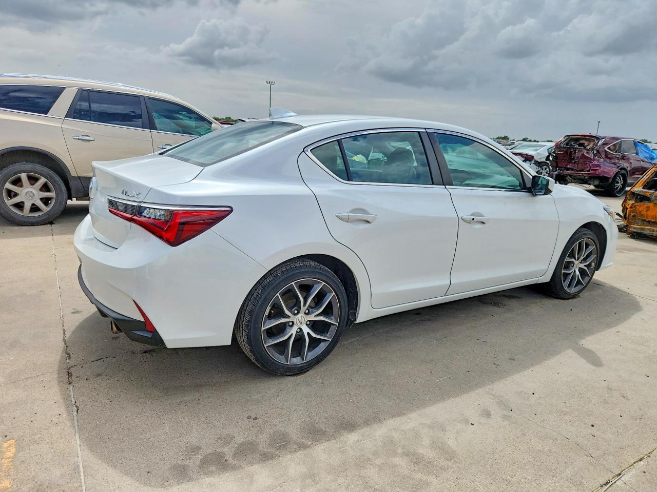 2020 Acura Ilx Premium/Technology - Image 3