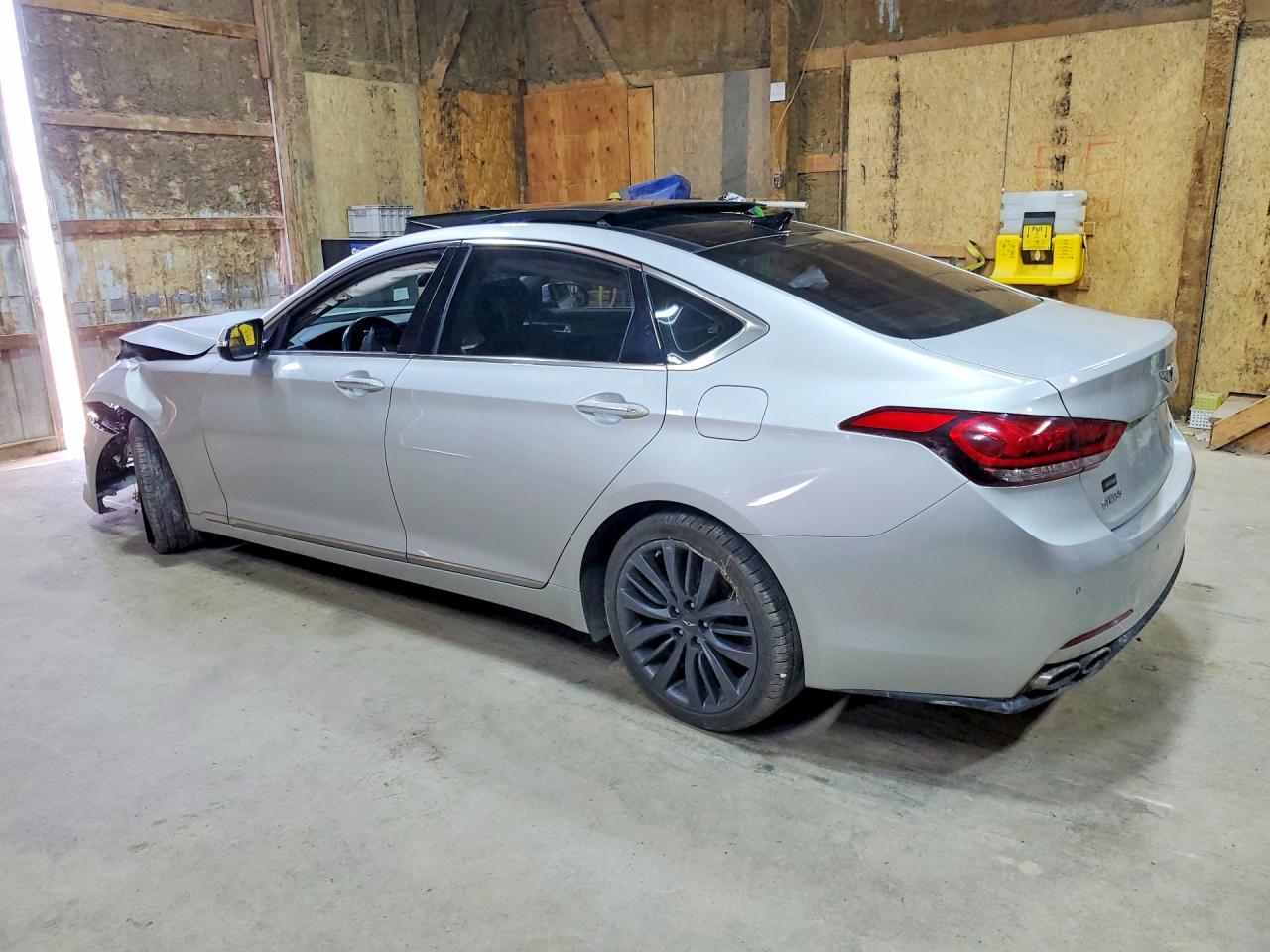 2015 Hyundai Genesis 5.0L - Image 2