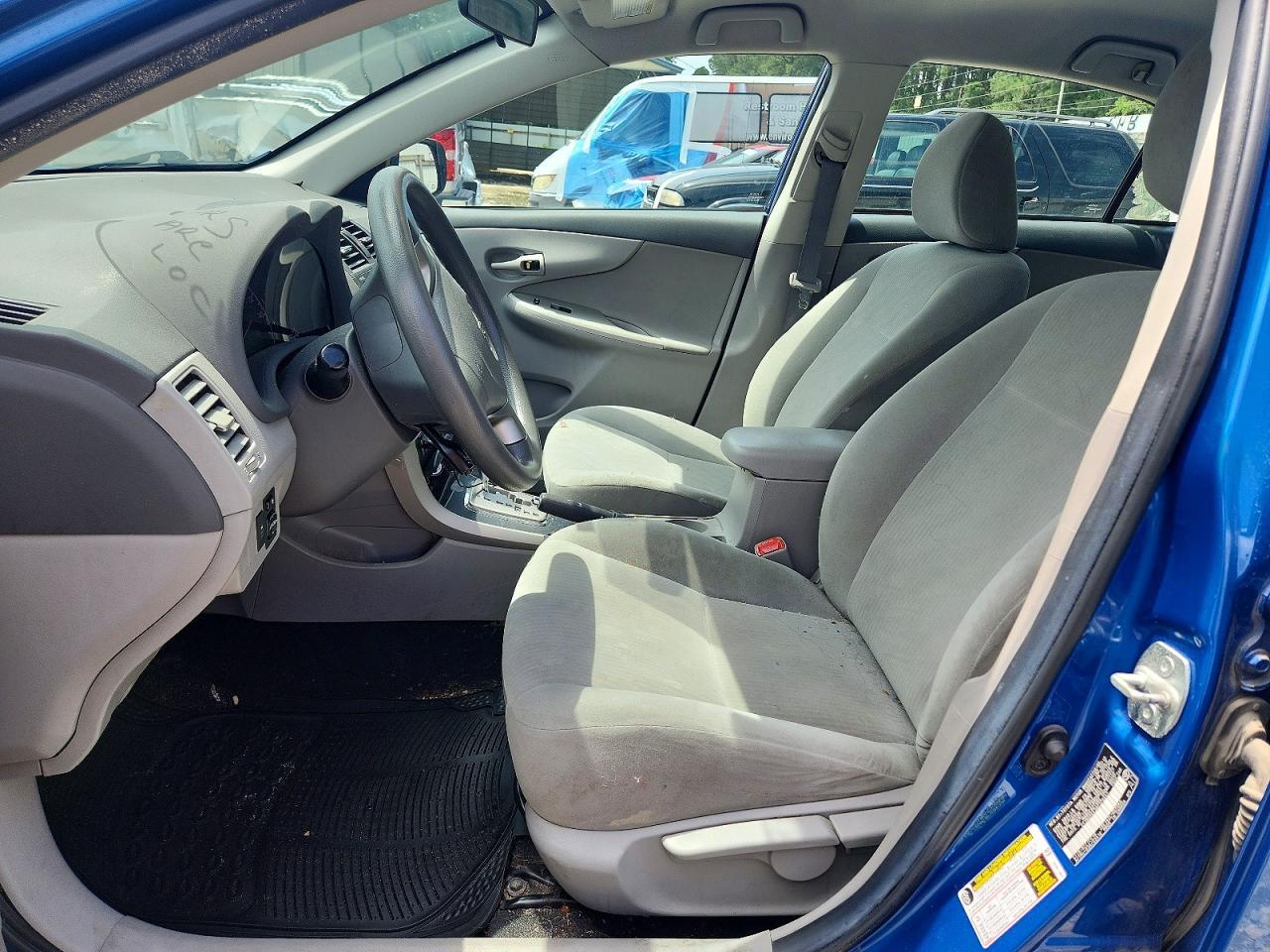 2010 Toyota Corolla Le - Фото 7