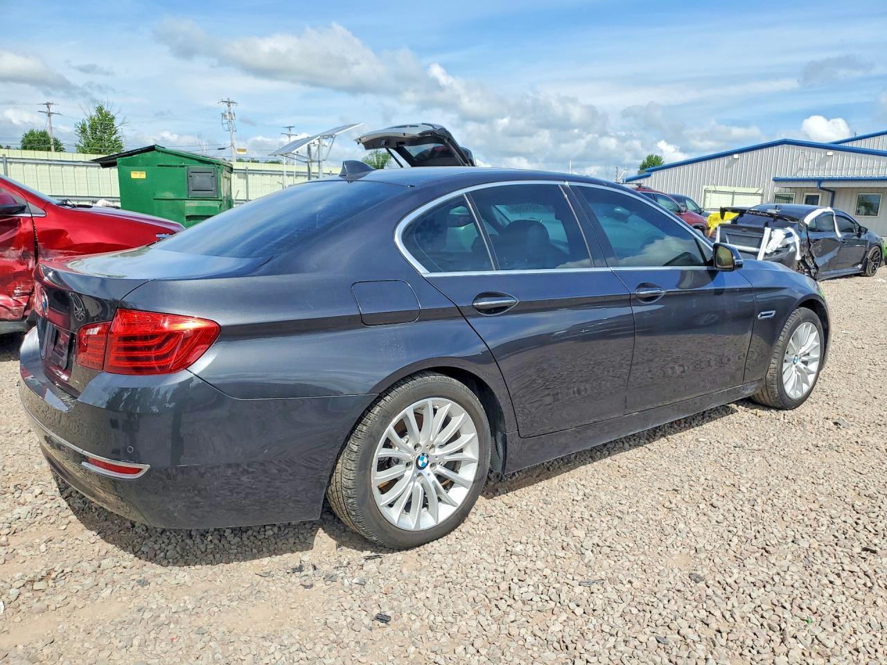 2014 BMW 528 Xi - Image 3